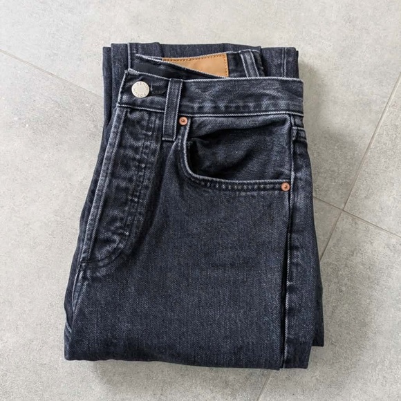 Denim Forum Aritzia Joni High Rise Loose Jeans Black Wash Size 26 30L - Picture 3 of 9